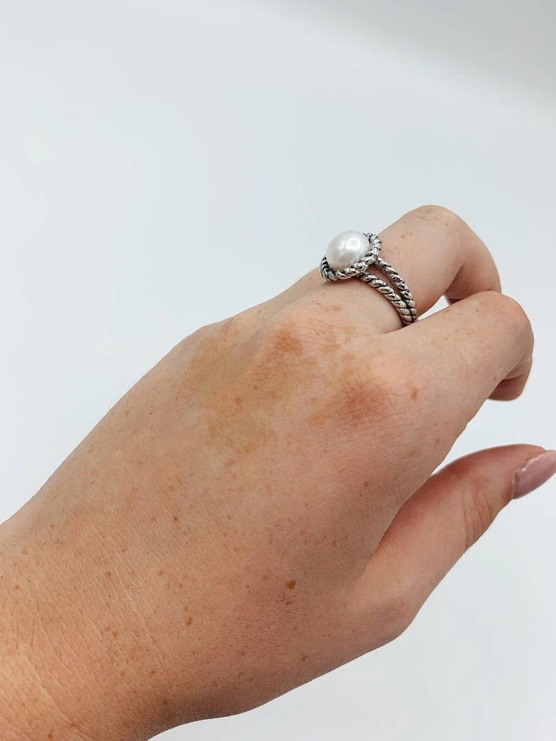 Indie Mae The Sterling Silver Pearl Cable Ring 4 Indie Mae The Sterling Silver Pearl Cable Ring