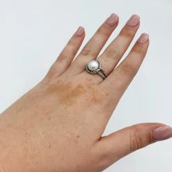 Indie Mae The Sterling Silver Pearl Cable Ring 7 Indie Mae The Sterling Silver Pearl Cable Ring