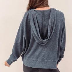 Indie Collection Nina Pullover Pullovers + Hoodies