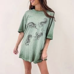 Indie Collection Oversized Tiger Tee Casual Tops + Tees