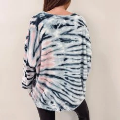 Indie Mae The Maddi Pullover Clothes