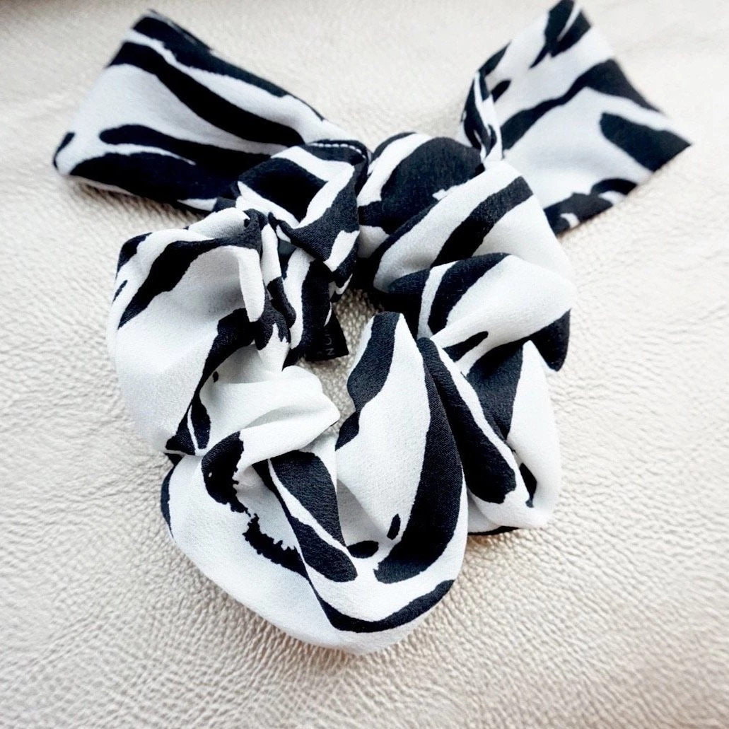 Indie Mae Sale Exotic Print Scrunchie 2 Indie Mae Sale Exotic Print Scrunchie