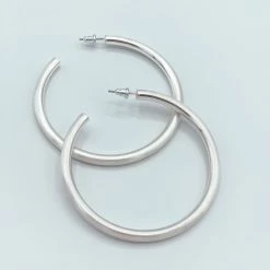 Indie Mae The Shannon Hoop