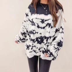 Indie Mae Asher Pullover