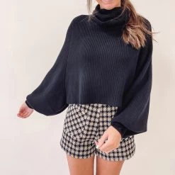 Indie Collection New Arrivals Vienna Shorts