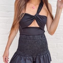 Indie Collection Laken Smocked Shorts Clothes