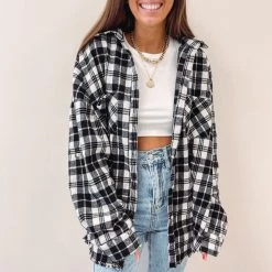 Indie Mae Clothes Black/White Flannel
