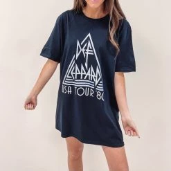 Indie Mae Def Leppard Tee