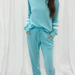 Indie Mae Whitley Set Sets