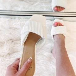 Indie Collection White Knotted Heel